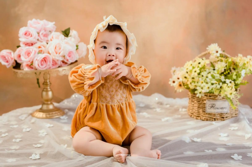 湘西宝宝多大可以戴银手镯